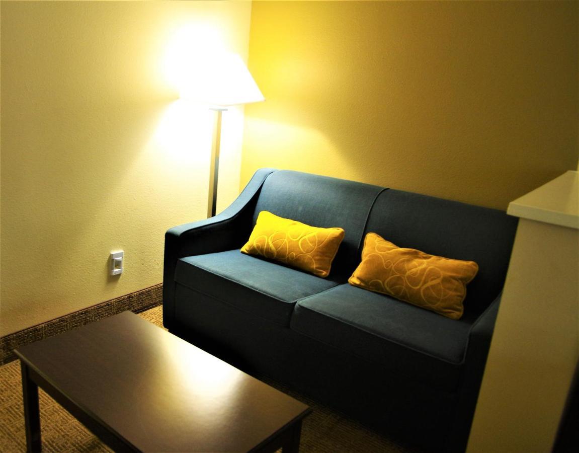 Comfort Suites Tulare Exterior foto